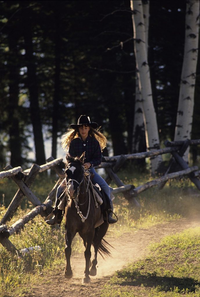 Horseback Riding in Montana's Yellowstone Country Horseback Riding in Montana's Yellowstone Country