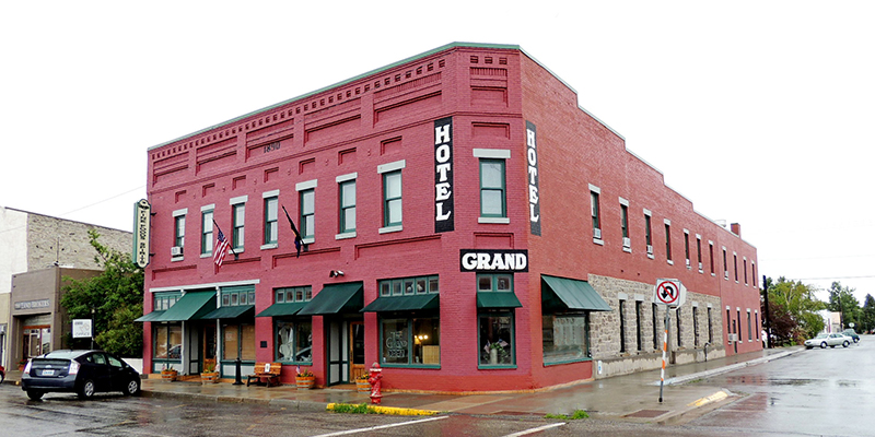 The Grand Bed and Breakfast, Big Timber, Montana