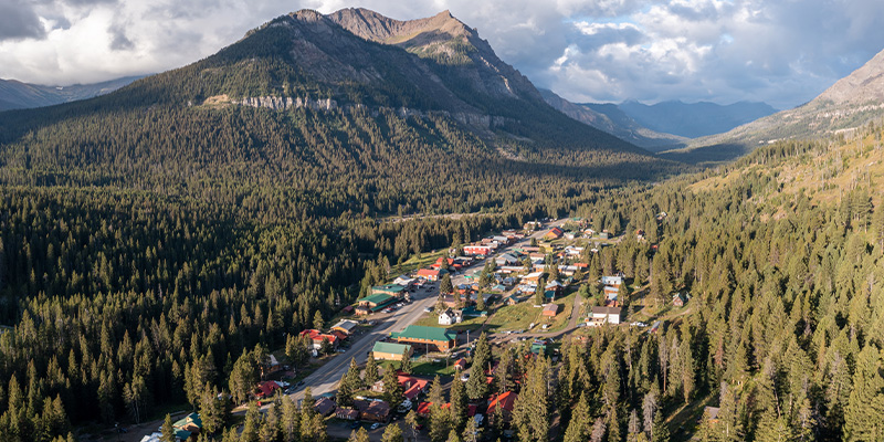 Cozy Fall Getaways in Montana's Yellowstone Country