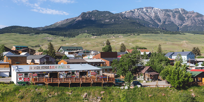 Iron Horse Bar and Grille, Gardiner, Montana