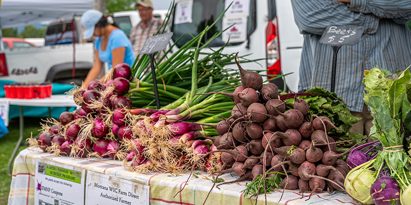 Livingston Farmers Market<br />
